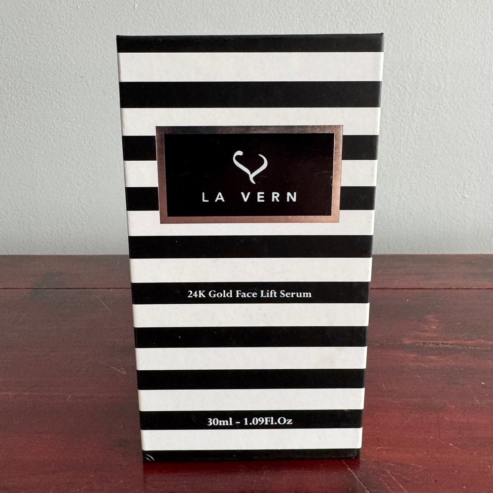 La Vern 24K Gold Face Lift Serum